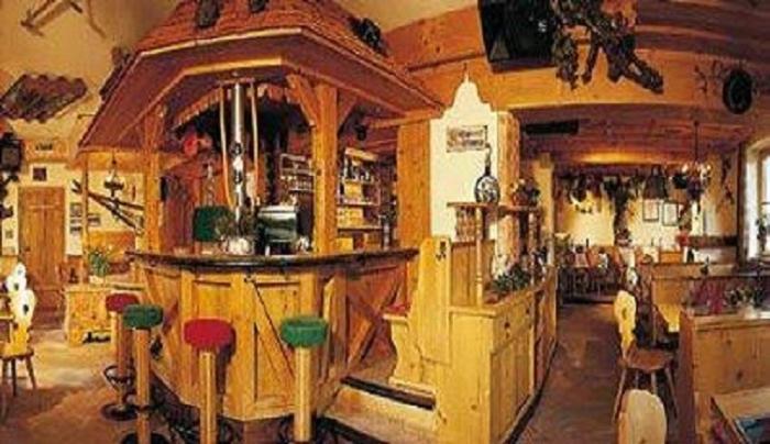 Hotel Garni - Restaurant Kaminstube Sankt Anton am Arlberg Exteriör bild