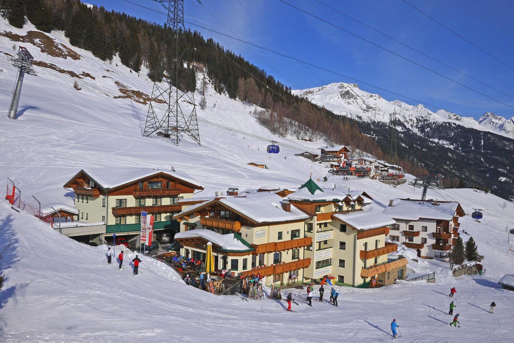 Hotel Garni - Restaurant Kaminstube Sankt Anton am Arlberg Exteriör bild